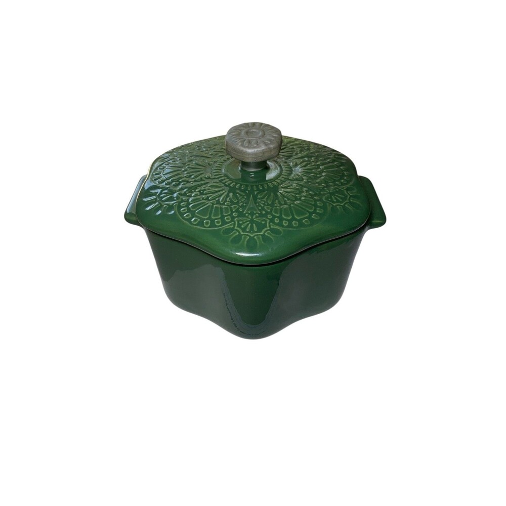 The Pioneer Woman Stoneware 2 Cup Snowflake Cocotte Green Christmas Holiday